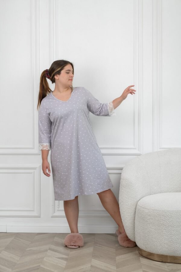 Naktinukai pilkos spalvos